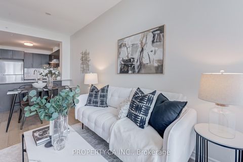 Photo 9 at 704 - 2522 Keele Street, Maple Leaf, Toronto