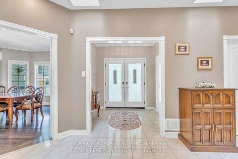 Photo 3 at 15 Treegrove Circle, Hills of St Andrew, Aurora