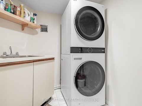 Photo 3 at 209 - 100 Arbors Lane, West Woodbridge, Vaughan