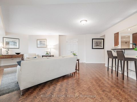 Photo 7 at 209 - 100 Arbors Lane, West Woodbridge, Vaughan