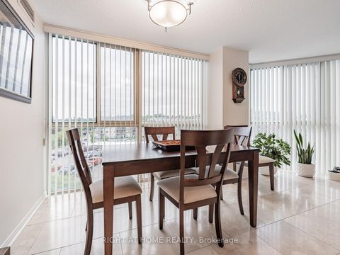 Photo 10 at 209 - 100 Arbors Lane, West Woodbridge, Vaughan