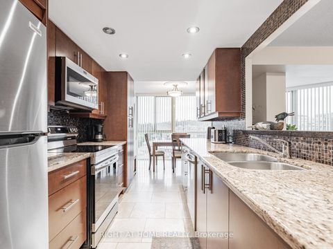 Photo 12 at 209 - 100 Arbors Lane, West Woodbridge, Vaughan