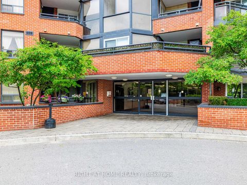 Photo 25 at 209 - 100 Arbors Lane, West Woodbridge, Vaughan