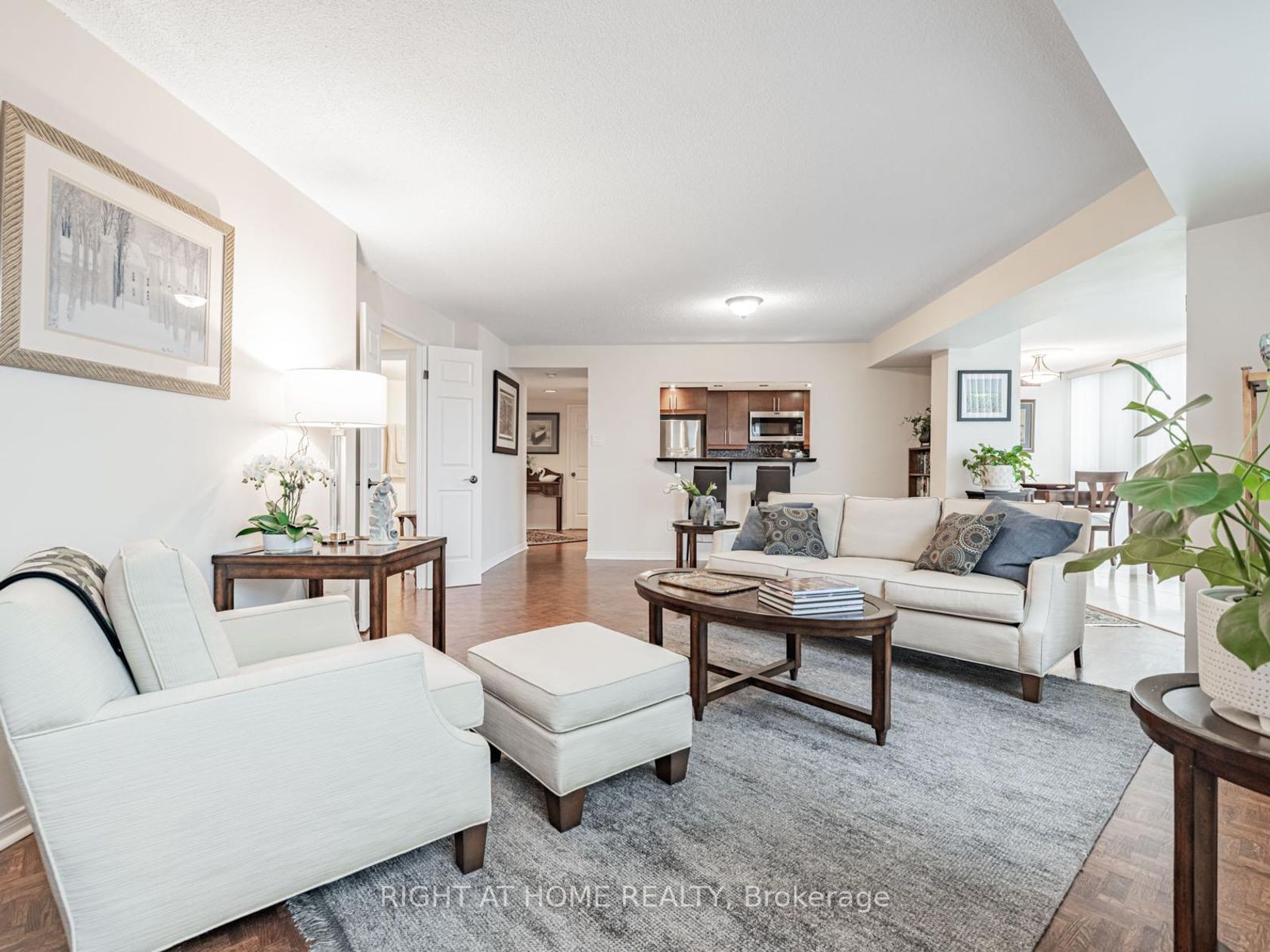 209 - 100 Arbors Lane, West Woodbridge, Vaughan 