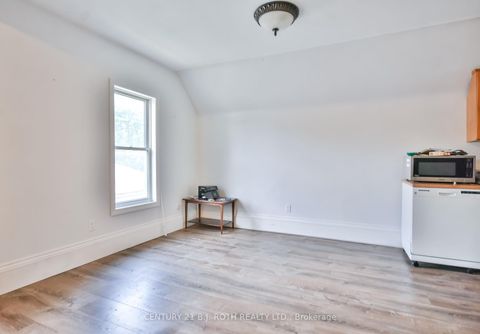 Photo 5 at 57 Penetang Street, Codrington, Barrie