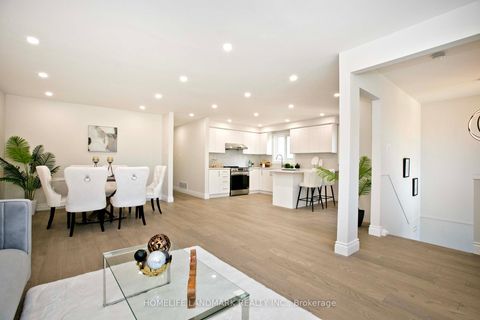 Photo 5 at 39 La Peer Boulevard, L'Amoreaux, Toronto