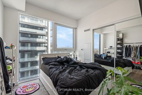 Photo 14 at 1704 - 95 Oneida Crescent, Langstaff, Richmond Hill