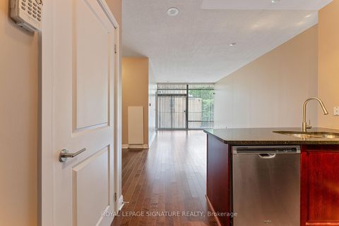 Photo 2 at 209 - 21 Scollard Street, Annex, Toronto