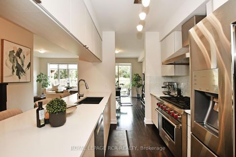 Photo 4 at 65 Anchusa Drive, Rural Richmond Hill, Richmond Hill