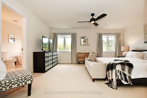 Photo 14 at 65 Anchusa Drive, Rural Richmond Hill, Richmond Hill
