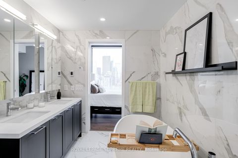 Photo 19 at 2406 - 55 Ontario Street, Moss Park, Toronto