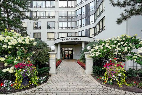 Photo 1 at 1511 - 7 Bishop Avenue, Newtonbrook East, Toronto