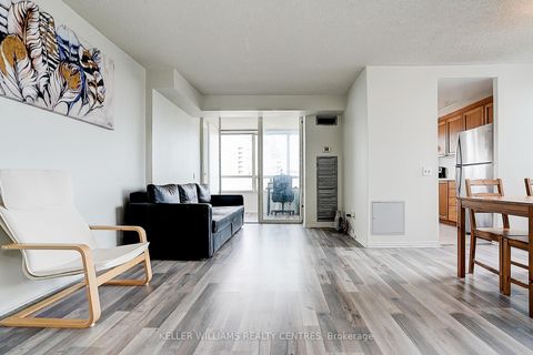 Photo 12 at 1511 - 7 Bishop Avenue, Newtonbrook East, Toronto
