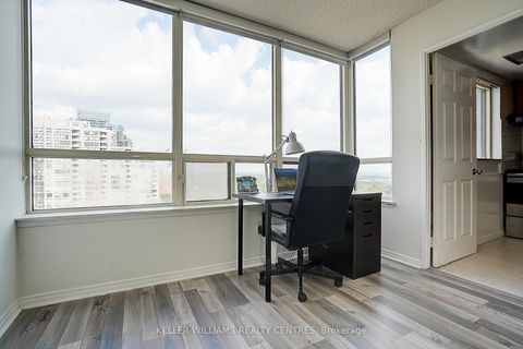 Photo 22 at 1511 - 7 Bishop Avenue, Newtonbrook East, Toronto