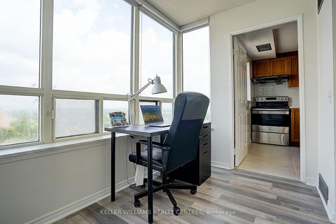 Photo 23 at 1511 - 7 Bishop Avenue, Newtonbrook East, Toronto