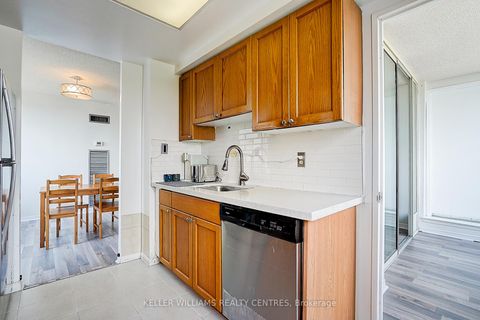 Photo 27 at 1511 - 7 Bishop Avenue, Newtonbrook East, Toronto