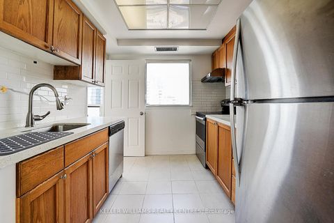 Photo 28 at 1511 - 7 Bishop Avenue, Newtonbrook East, Toronto