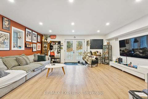 Photo 29 at 15133 Dufferin Street, King City, King