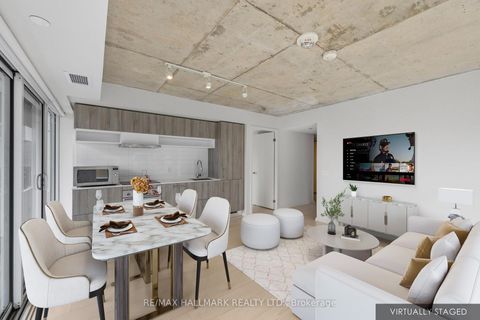 Photo 4 at 807 - 5 Soudan Avenue, Mount Pleasant West, Toronto