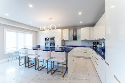 Photo 13 at 339 Thomas Cook Avenue, Patterson, Vaughan