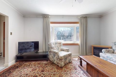 Photo 4 at 20 Brinloor Boulevard, Scarborough Village, Toronto