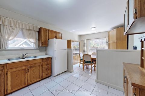 Photo 10 at 20 Brinloor Boulevard, Scarborough Village, Toronto