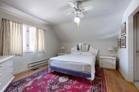 Photo 17 at 20 Brinloor Boulevard, Scarborough Village, Toronto
