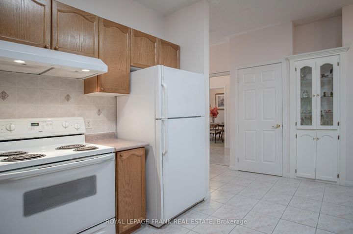 Photo 10 at 48 - 1111 Wilson Road N, Pinecrest, Oshawa
