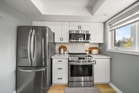 Photo 22 at 14 - 2335 Sheppard Avenue W, Pelmo Park W5, Toronto