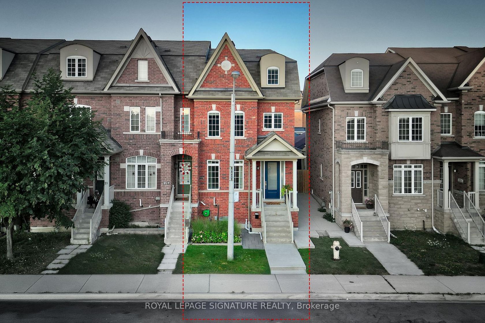 25 Charlie Jordan Road, Pelmo Park W5, Toronto 