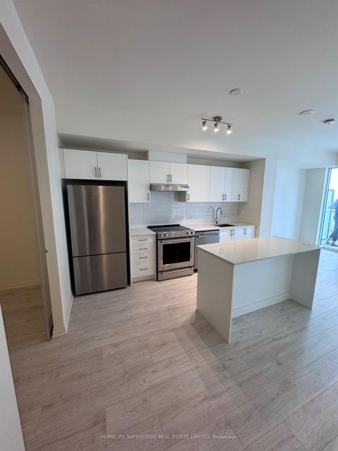 Photo 5 at 2302 - 8960 JANE Street, Vellore Village, Vaughan