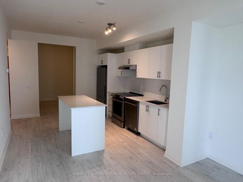 Photo 6 at 2302 - 8960 JANE Street, Vellore Village, Vaughan