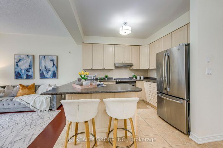 Photo 11 at 2436 Felhaber Crescent, JC Joshua Creek, Oakville