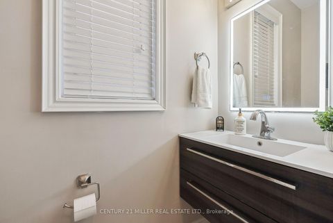 Photo 12 at 2139 FIDDLERS Way, WM Westmount, Oakville