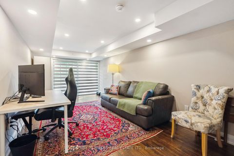 Photo 21 at 2139 FIDDLERS Way, WM Westmount, Oakville