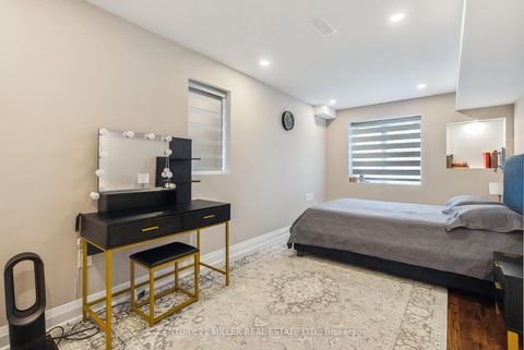 Photo 22 at 2139 FIDDLERS Way, WM Westmount, Oakville