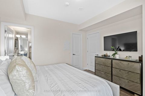 Photo 43 at 309 - 9075 Jane Street, Concord, Vaughan