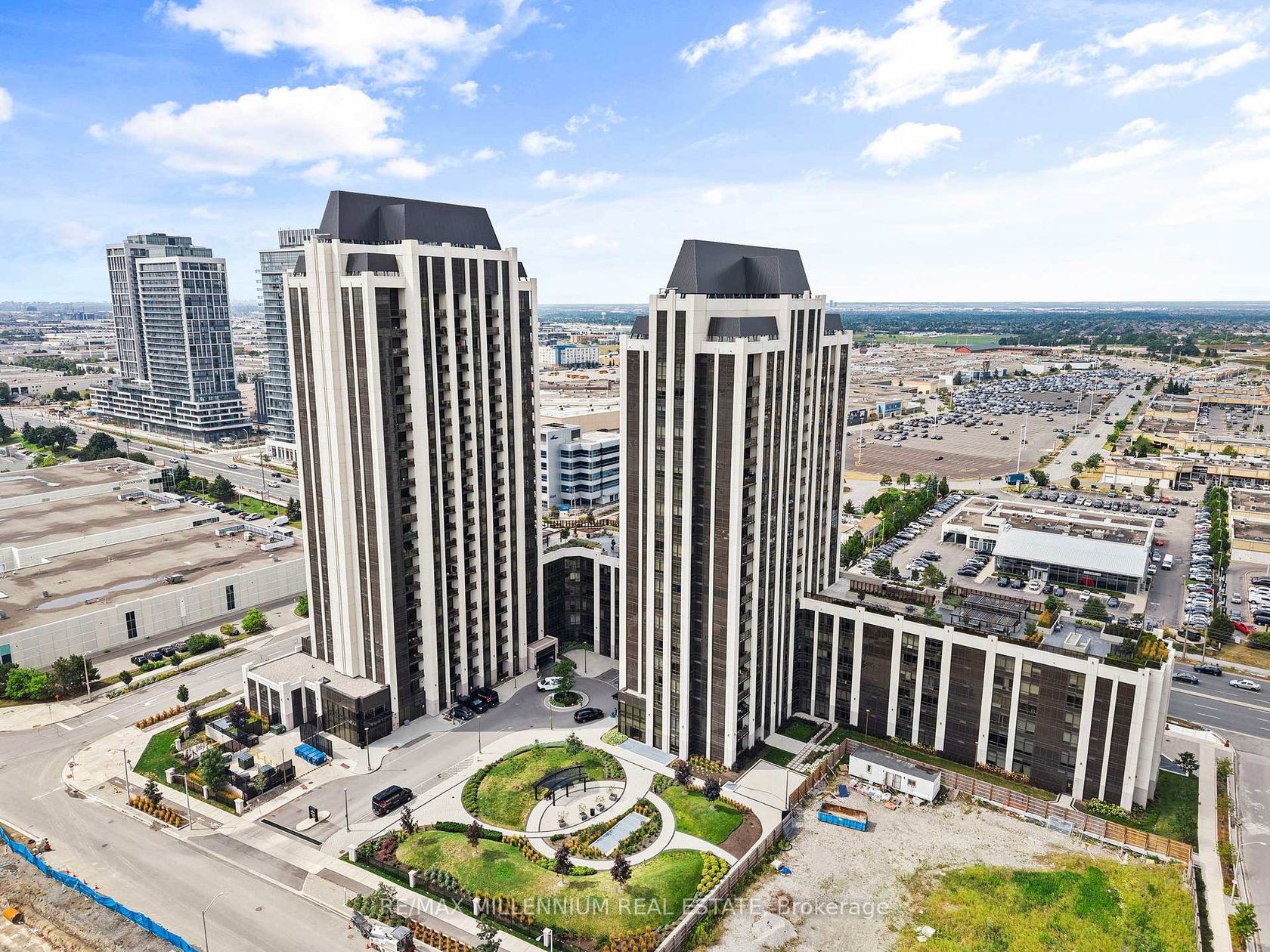 309 - 9075 Jane Street, Concord, Vaughan 