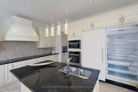 Photo 11 at 381 Poetry Drive, Vellore Village, Vaughan