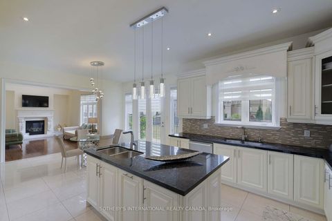 Photo 12 at 381 Poetry Drive, Vellore Village, Vaughan