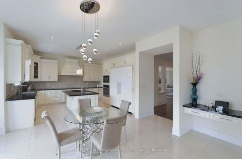 Photo 13 at 381 Poetry Drive, Vellore Village, Vaughan