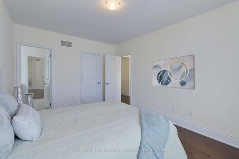 Photo 32 at 381 Poetry Drive, Vellore Village, Vaughan