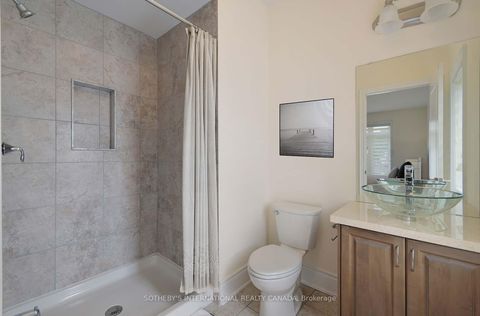 Photo 37 at 381 Poetry Drive, Vellore Village, Vaughan