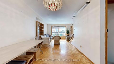 Photo 11 at 49 Noble Street, Roncesvalles, Toronto