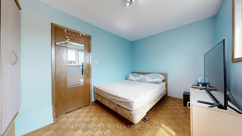 Photo 25 at 49 Noble Street, Roncesvalles, Toronto