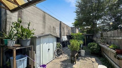 Photo 36 at 49 Noble Street, Roncesvalles, Toronto