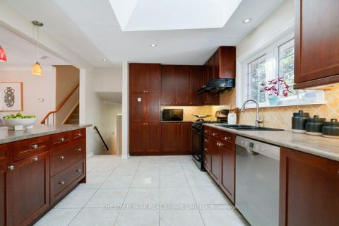 Photo 8 at 190 Cassandra Boulevard, Donalda, Toronto