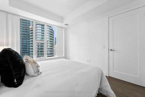 Photo 14 at 2502 - 10 York Street, Waterfront Communities C1, Toronto