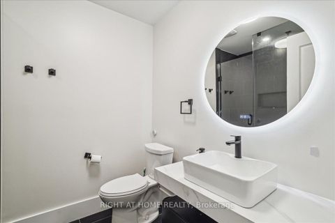 Photo 21 at 14 - 105 Kayla Crescent, Maple, Vaughan