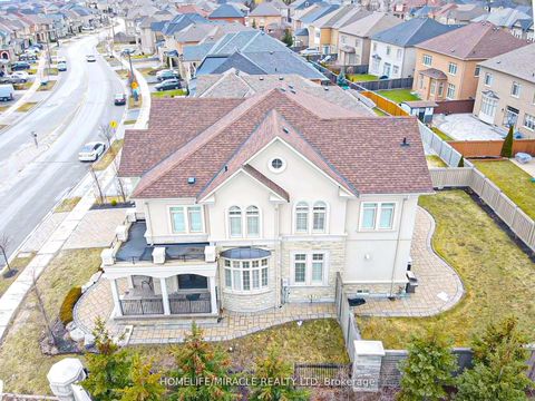 Photo 1 at 2 Stanton Avenue, Vellore Village, Vaughan